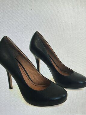 Aldo SZ 6.5 Black Leather Platform Stiletto Pump Timeless Career Old $ Dressy